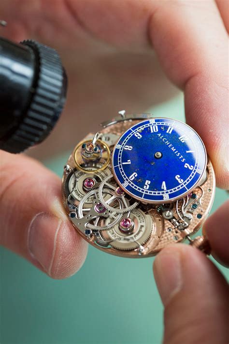 Le polissage de montre : guide complet .